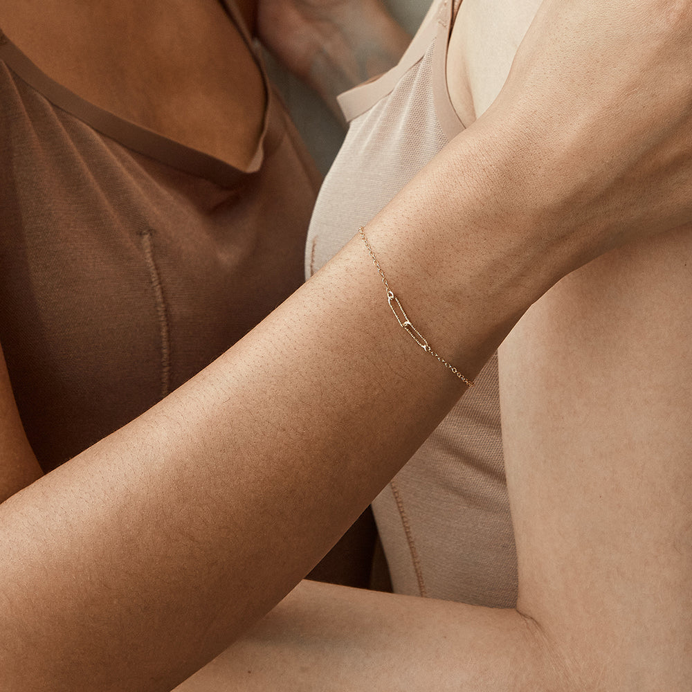 "Human Connection" Interlock Diamond Cut Bracelet