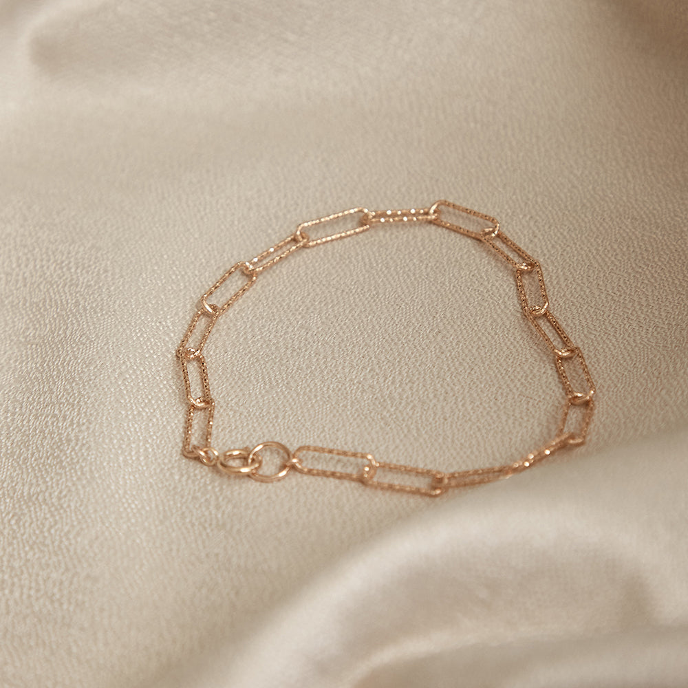 Diamond Cut Rectangular Chain Bracelet